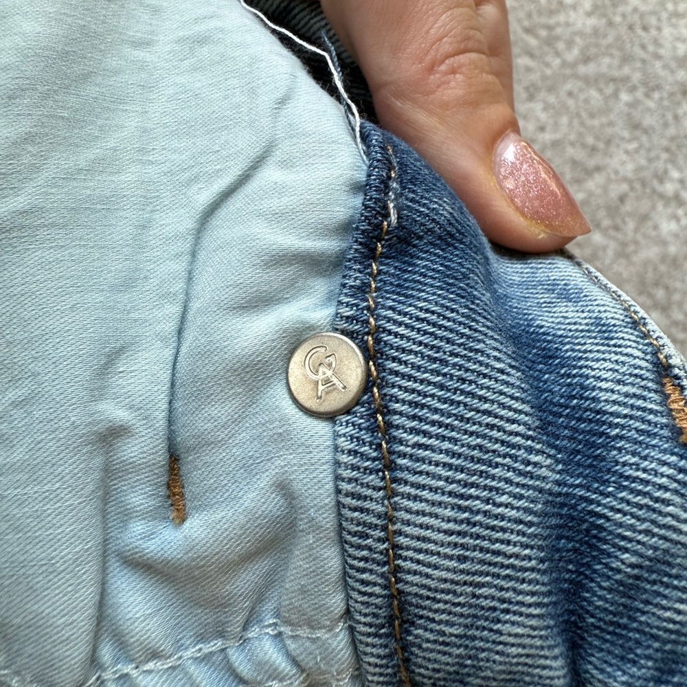 Good American Jeans - Picture 4 of 7